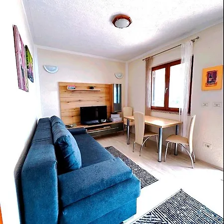 Plavcic Apartment Plomin