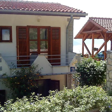 아파트 Plavcic 플로민