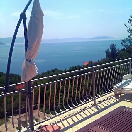 아파트 Plavcic 플로민